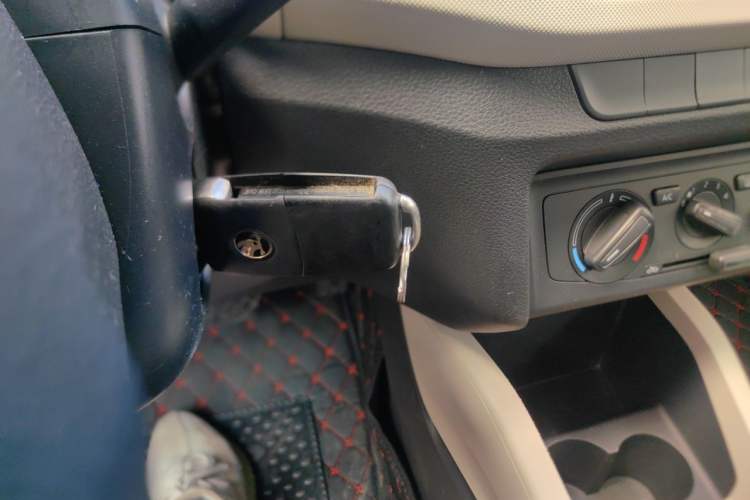 Used Skoda Fabia 2015 1.4L Automatic Chuanxing Edition Vehicle Key