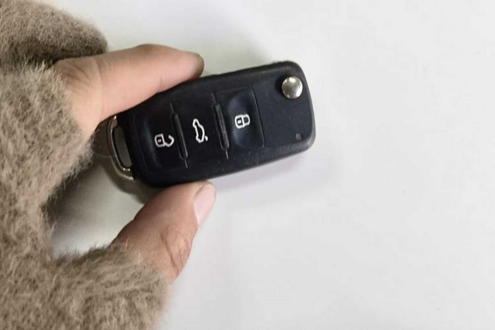 Used Skoda Fabia 2015 1.4L Automatic Front-Drive Model Vehicle Key