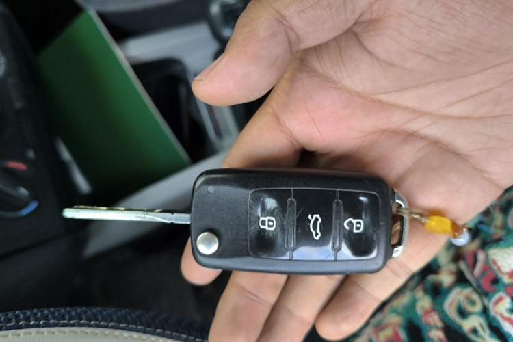 Used Skoda Fabia 2015 1.4L Manual Front-Wheel Drive Model Vehicle Key