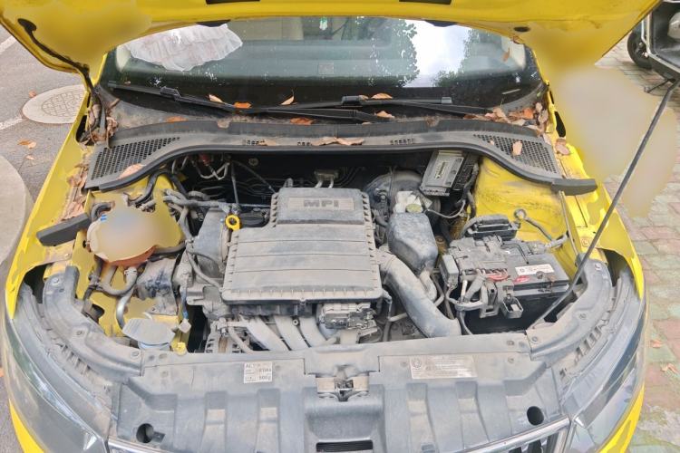 Used Skoda Fabia 2015 1.6L Automatic Smart Drive Edition Engine Bay