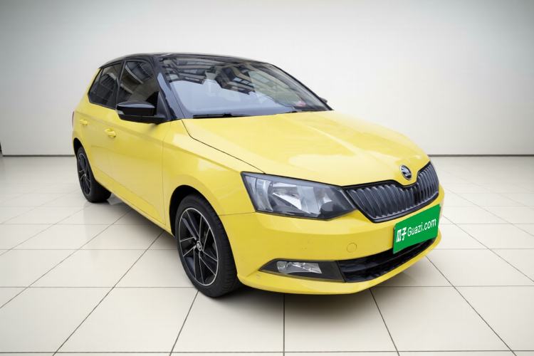 Used Skoda Fabia 2015 1.6L Automatic Sport Edition Exterior 1