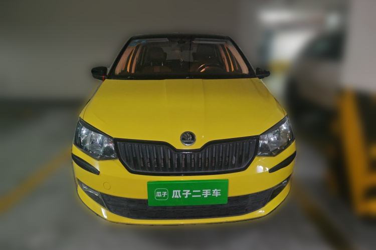 Used Skoda Fabia 2015 1.6L Automatic Sport Edition Front