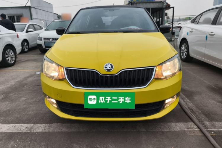 Used Skoda Fabia 2015 1.6L Automatic Sport Edition Front
