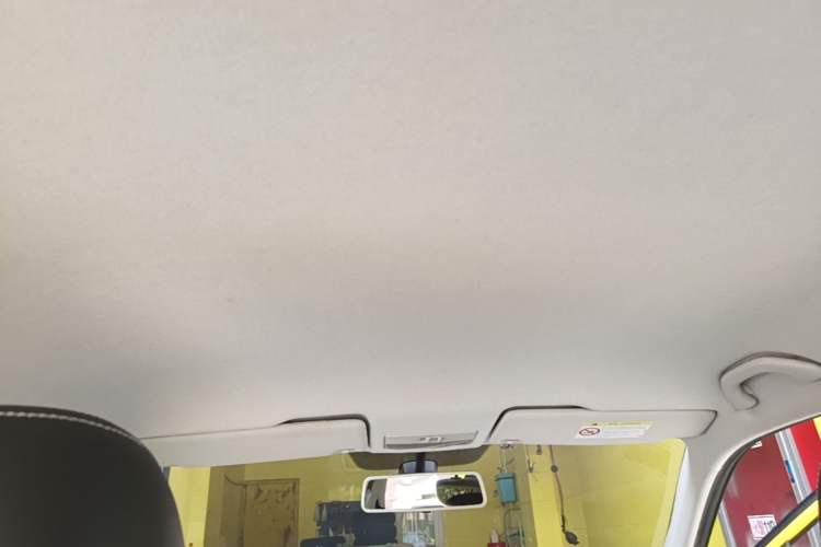 Used Skoda Fabia 2015 1.6L Automatic Sport Edition Headliner
