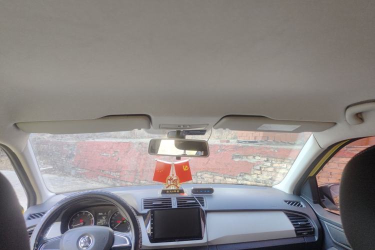 Used Skoda Fabia 2015 1.6L Automatic Sport Edition Headliner