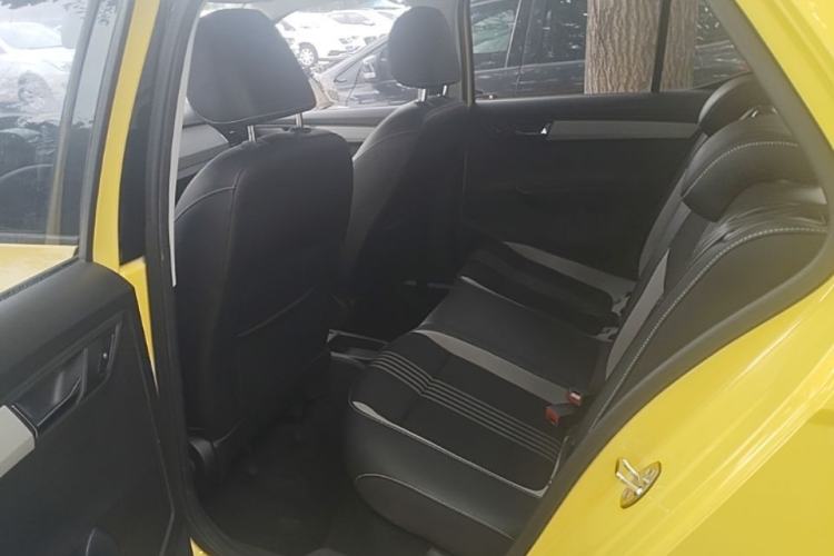 Used Skoda Fabia 2015 1.6L Automatic Chuanxing Edition Left Rear Seat