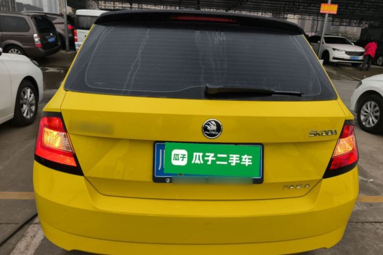 Used Skoda Fabia 2015 1.6L Automatic Sport Edition Rear