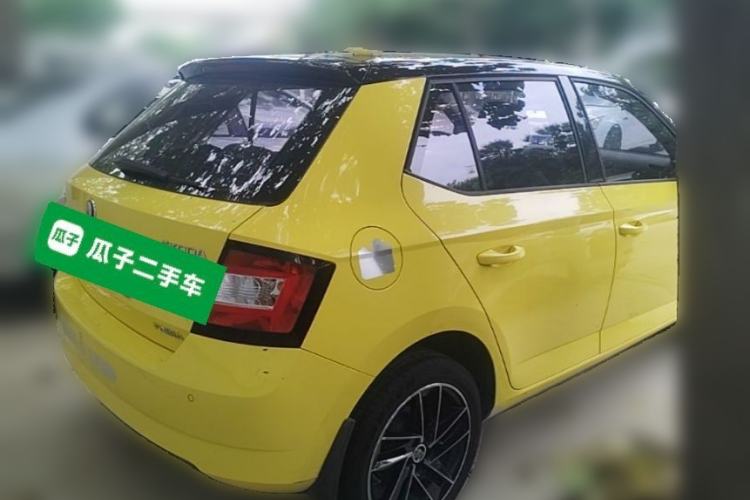 Used Skoda Fabia 2015 1.6L Automatic Chuanxing Edition Rear Right 45 Deg