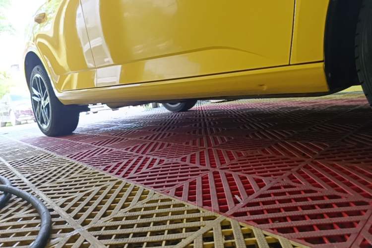 Used Skoda Fabia 2015 1.6L Automatic Sport Edition Right Side Sill