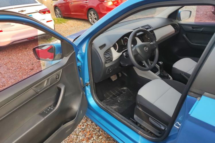 Used Skoda Fabia 2016 1.4L Automatic Car Enjoy Edition Driver Seat