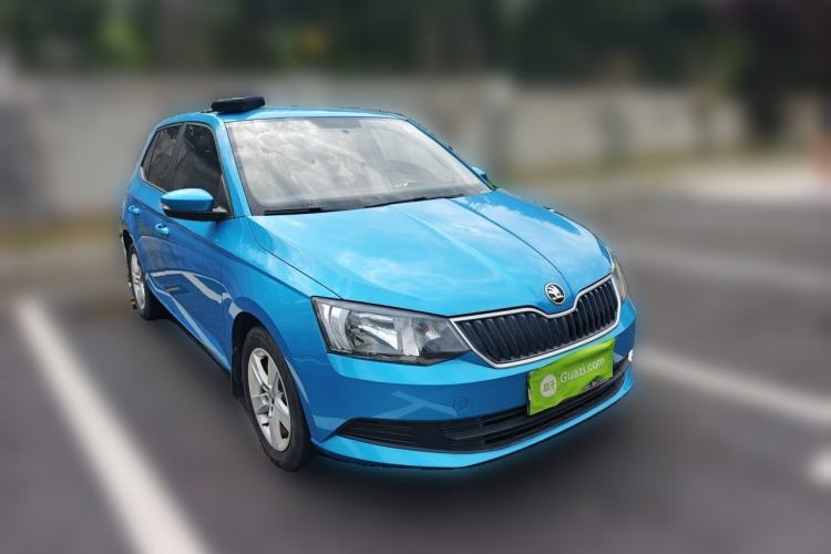Used Skoda Fabia 2016 1.4L Automatic Car Enjoy Edition Front Right 45 Deg