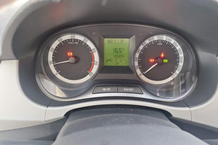Used Skoda Fabia 2016 1.4L Automatic Car Enjoy Edition Instrument Cluster