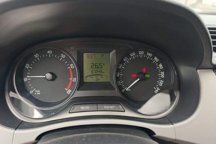Used Skoda Fabia 2016 1.4L Automatic Car Enjoy Edition Instrument Cluster