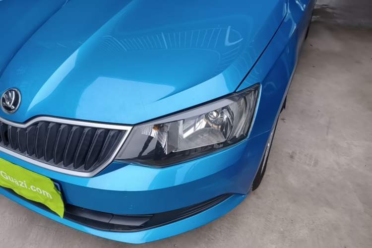 Used Skoda Fabia 2016 1.4L Automatic Car Enjoy Edition Left Front Headlight