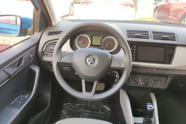Used Skoda Fabia 2016 1.4L Automatic Car Enjoy Edition Steering Wheel