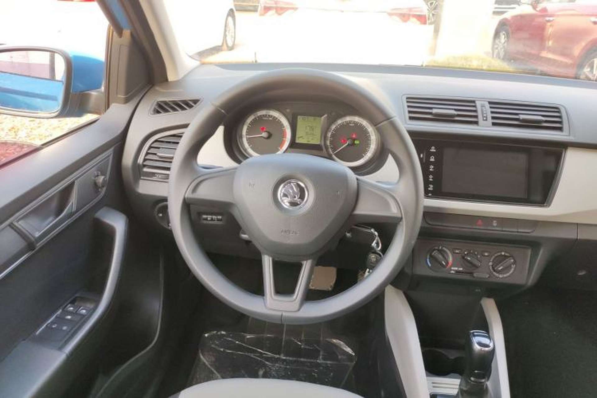 Used Skoda Fabia 2016 1.4L Automatic Car Enjoy Edition Steering Wheel