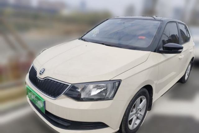 Used Skoda Fabia 2016 1.4L Automatic Car Enjoy Edition