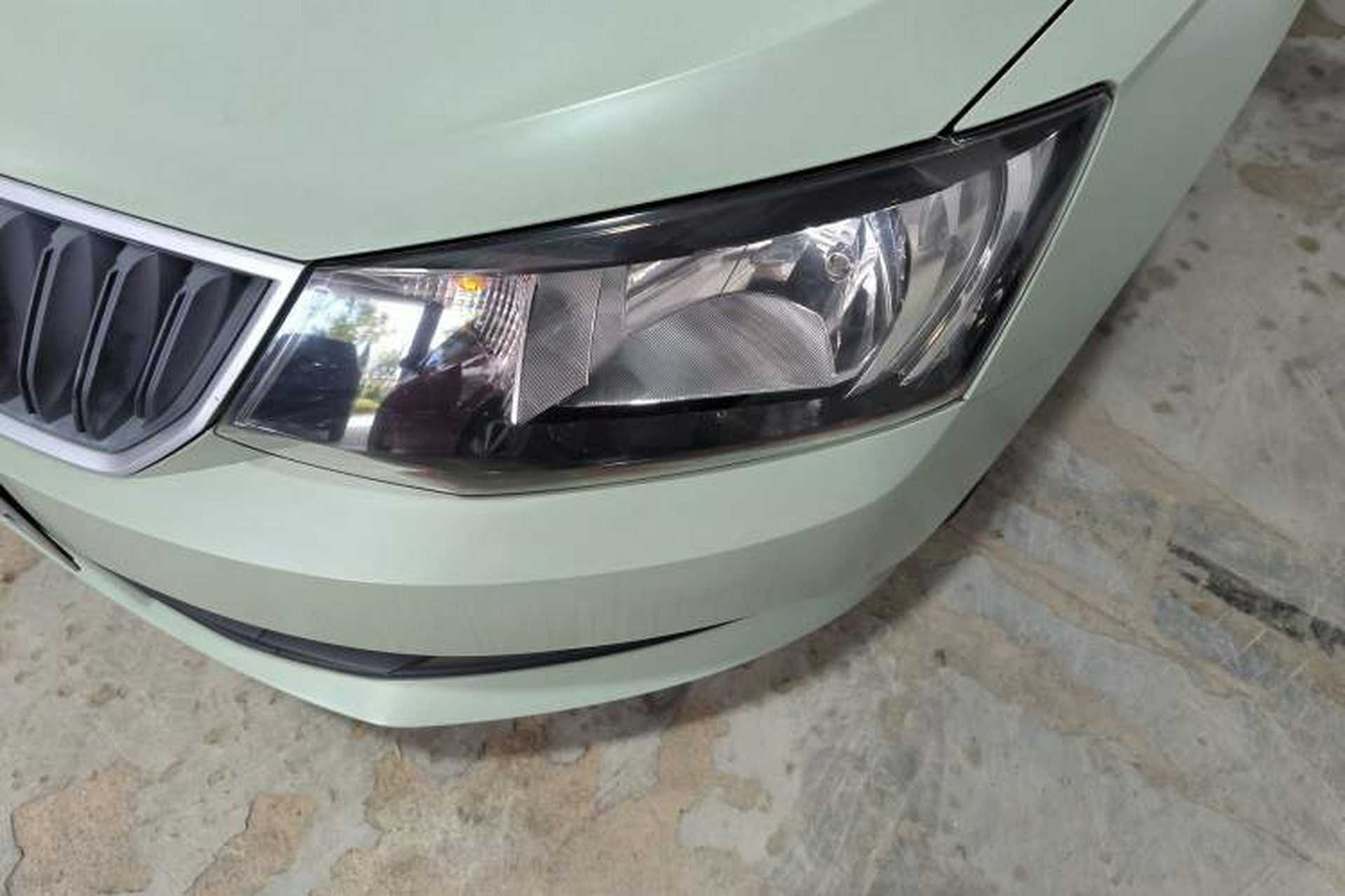 Used Skoda Fabia 2016 1.4L Automatic Car Enjoy Edition Left Front Headlight