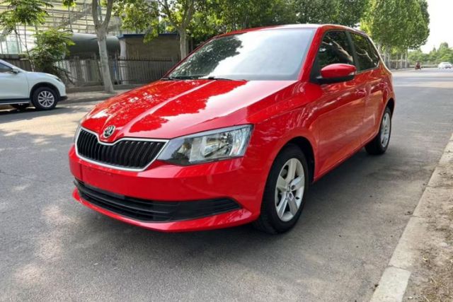 Used Skoda Fabia 2016 1.4L Automatic Car Enjoy Edition