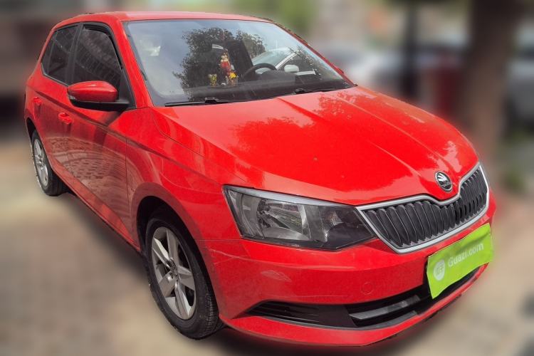 Used Skoda Fabia 2016 1.4L Automatic Car Enjoy Edition Front Right 45 Deg