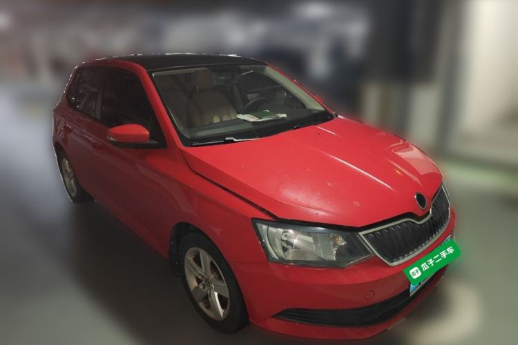 Used Skoda Fabia 2016 1.4L Automatic Car Enjoy Edition Front Right 45 Deg