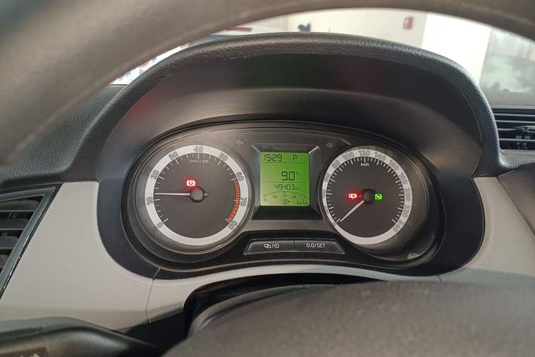 Used Skoda Fabia 2016 1.4L Automatic Car Enjoy Edition Instrument Cluster