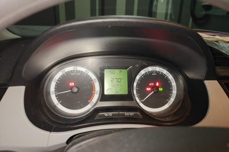 Used Skoda Fabia 2016 1.4L Automatic Car Enjoy Edition Instrument Cluster