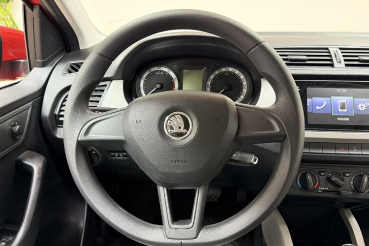 Used Skoda Fabia 2016 1.4L Automatic Car Enjoy Edition Interior 5