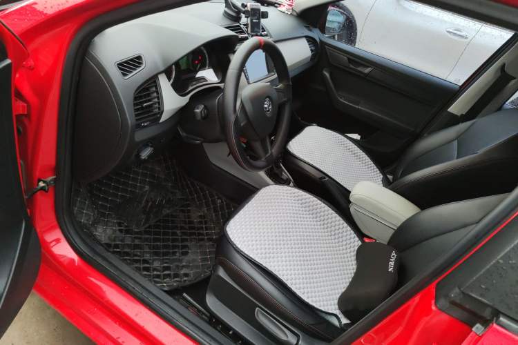Used Skoda Fabia 2016 1.4L Automatic Car Enjoy Edition Left Front Seat