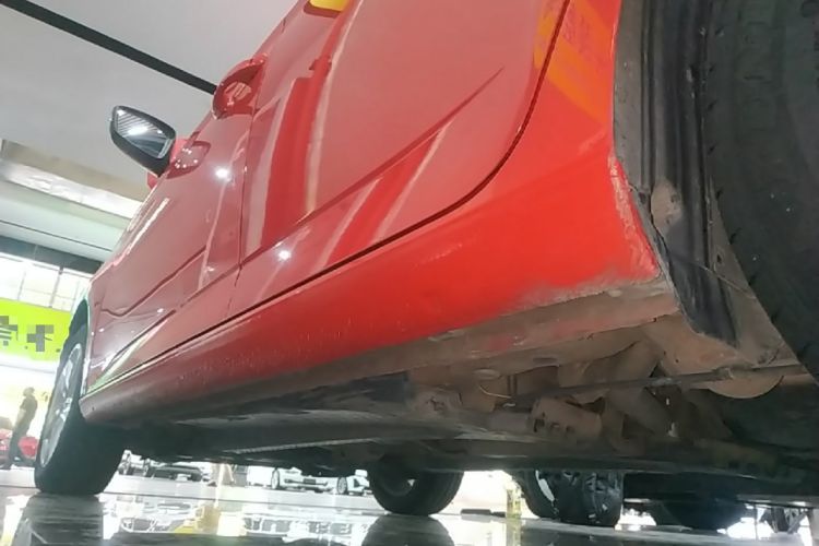 Used Skoda Fabia 2016 1.4L Automatic Car Enjoy Edition Left Side Sill