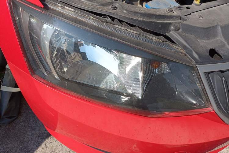 Used Skoda Fabia 2016 1.4L Automatic Car Enjoy Edition Right Front Headlight