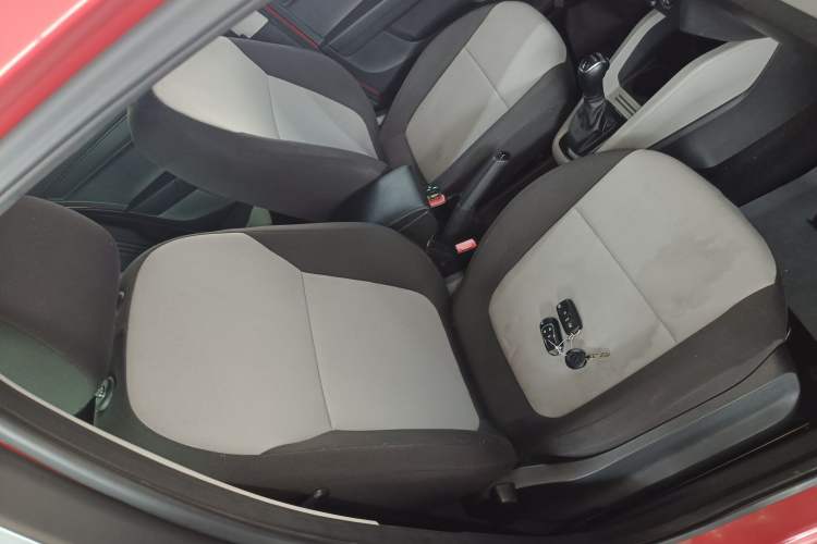 Used Skoda Fabia 2016 1.4L Automatic Car Enjoy Edition Right Front Seat