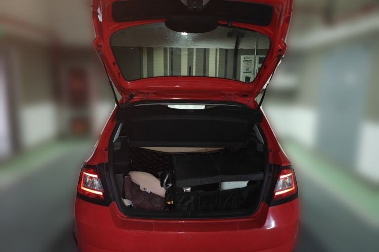 Used Skoda Fabia 2016 1.4L Automatic Car Enjoy Edition Trunk