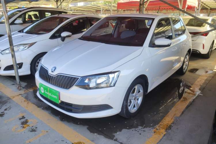 Used Skoda Fabia 2016 1.4L Automatic Car Enjoy Edition Guazi used car, China used car export, Used car for sale, Used cars, Cheapest cars for sale