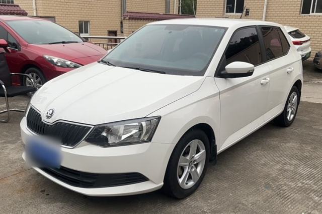 Used Skoda Fabia 2016 1.4L Automatic Car Enjoy Edition