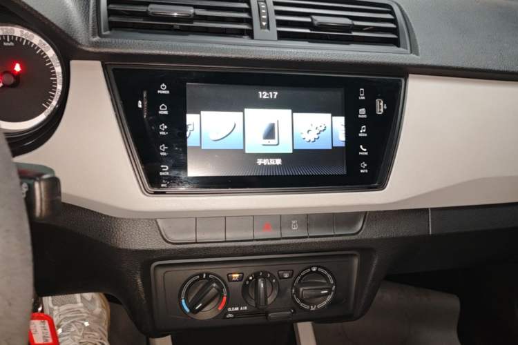Used Skoda Fabia 2016 1.4L Automatic Car Enjoy Edition Audio And AC Panel