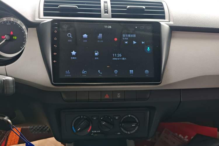Used Skoda Fabia 2016 1.4L Automatic Car Enjoy Edition Audio And AC Panel