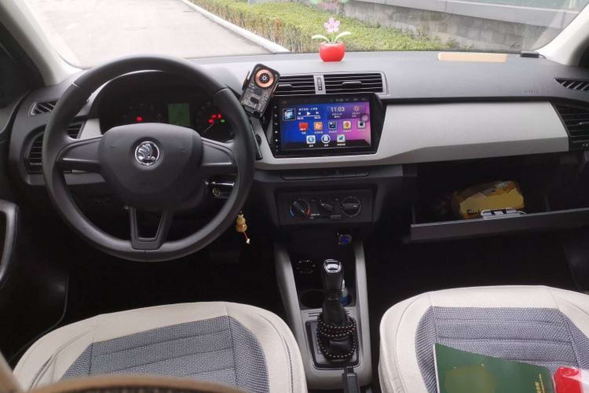 Used Skoda Fabia 2016 1.4L Automatic Car Enjoy Edition Center Console
