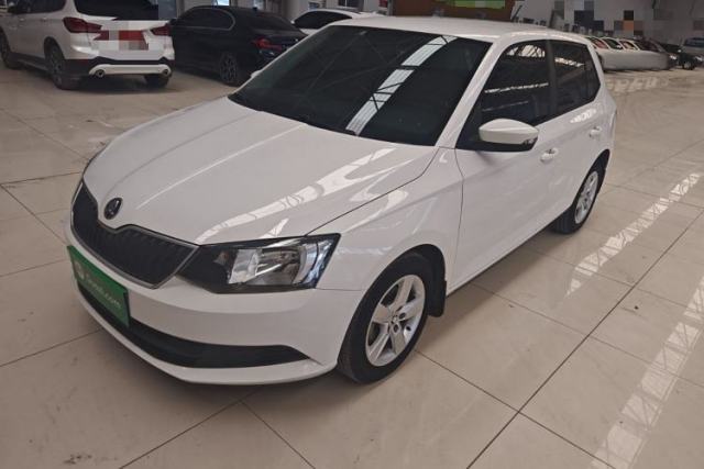 Used Skoda Fabia 2016 1.4L Automatic Car Enjoy Edition