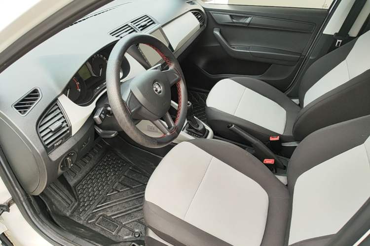 Used Skoda Fabia 2016 1.4L Automatic Car Enjoy Edition Driver Seat