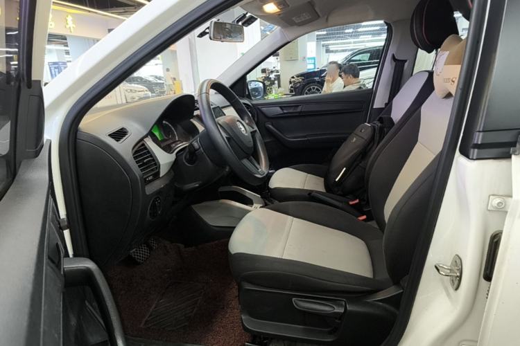 Used Skoda Fabia 2016 1.4L Automatic Car Enjoy Edition Driver Seat