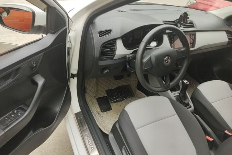 Used Skoda Fabia 2016 1.4L Automatic Car Enjoy Edition Driver Seat