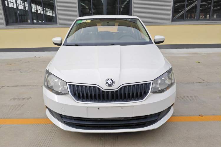 Used Skoda Fabia 2016 1.4L Automatic Car Enjoy Edition Exterior 1