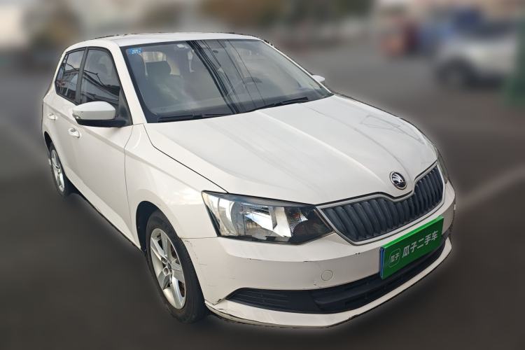 Used Skoda Fabia 2016 1.4L Automatic Car Enjoy Edition Exterior 2