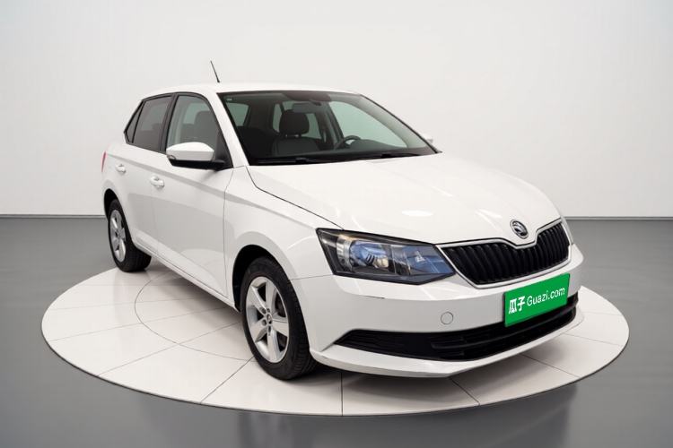 Used Skoda Fabia 2016 1.4L Automatic Car Enjoy Edition Exterior 2