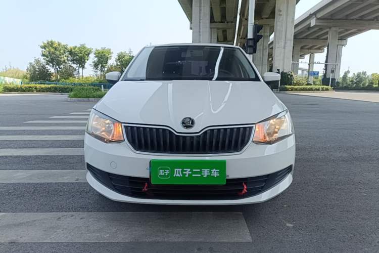 Used Skoda Fabia 2016 1.4L Automatic Car Enjoy Edition Front