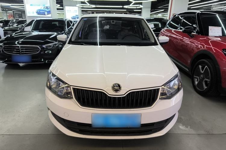 Used Skoda Fabia 2016 1.4L Automatic Car Enjoy Edition Front