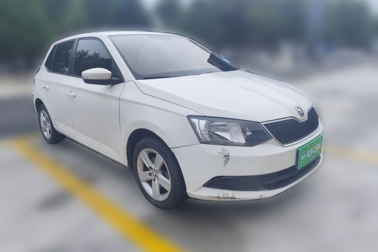Used Skoda Fabia 2016 1.4L Automatic Car Enjoy Edition Front Right 45 Deg