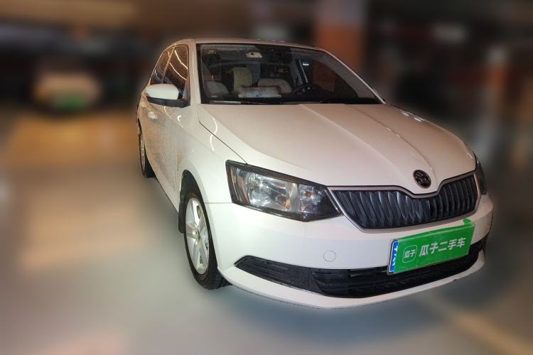Used Skoda Fabia 2016 1.4L Automatic Car Enjoy Edition Front Right 45 Deg