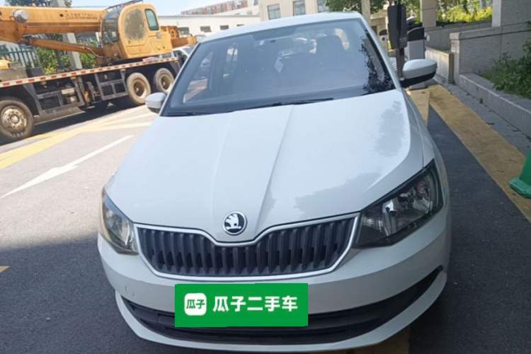 Used Skoda Fabia 2016 1.4L Automatic Car Enjoy Edition Front